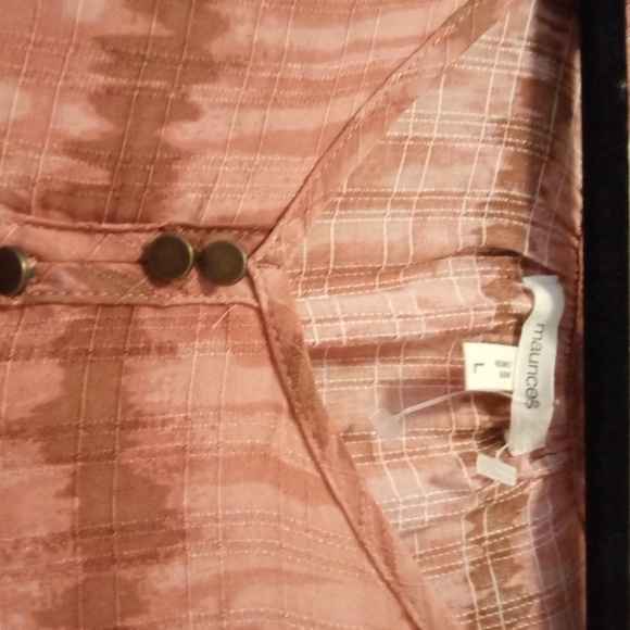 Pink/Rust printed  MAURICES short sleeve top - Picture 2 of 5
